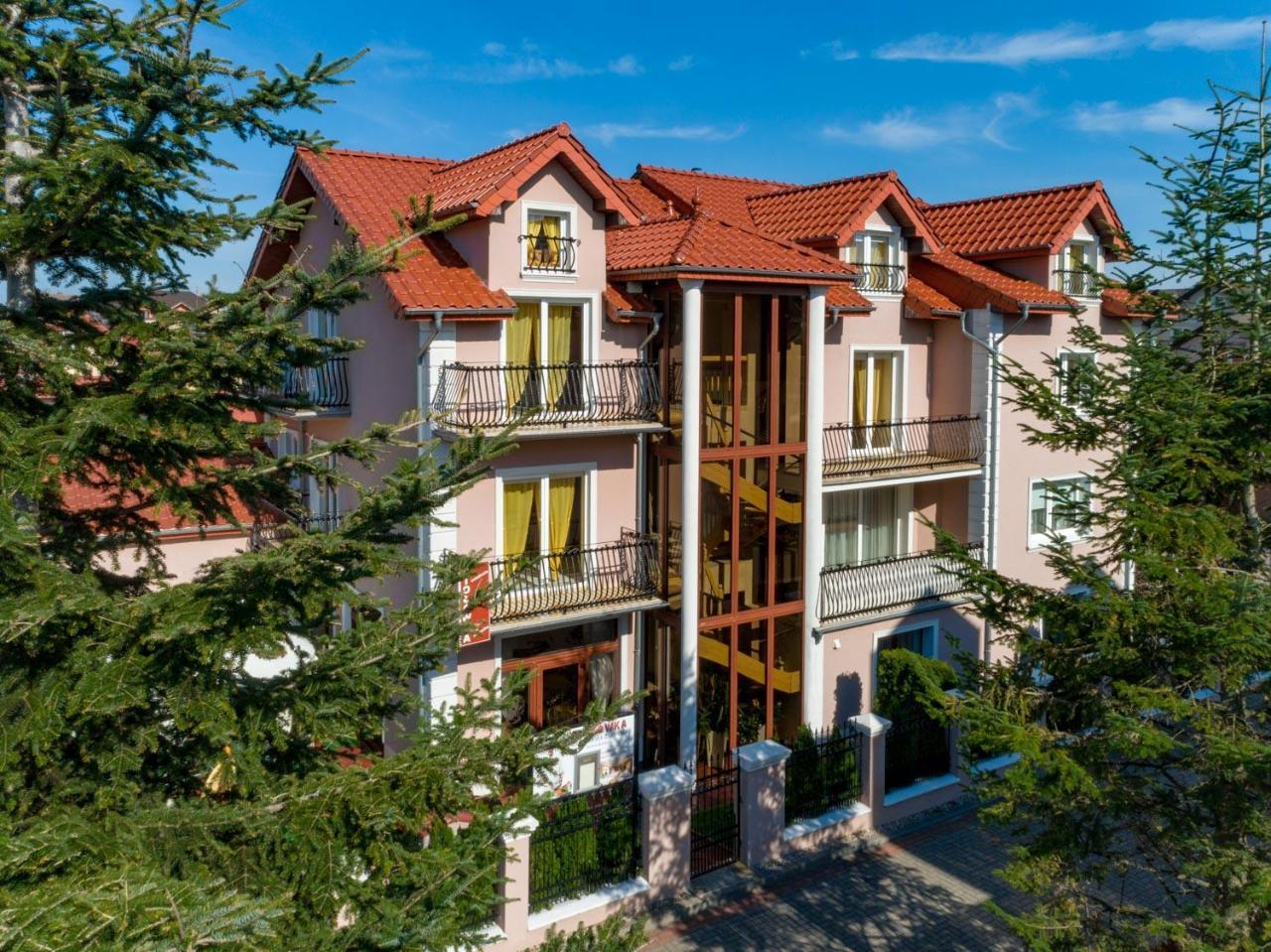 Pensjonat Marynarski - Apartamenty Дарволко Екстериор снимка