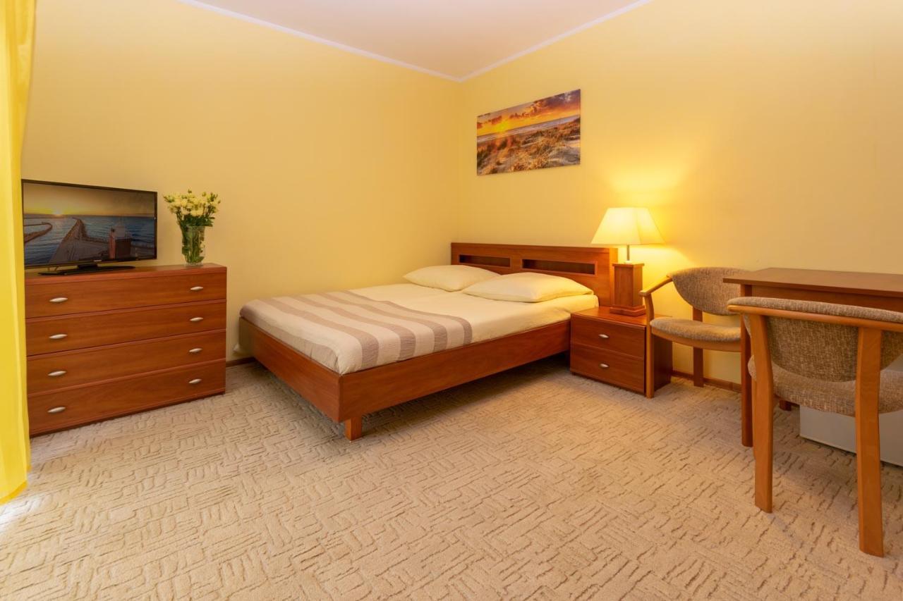 Pensjonat Marynarski - Apartamenty Дарволко Екстериор снимка