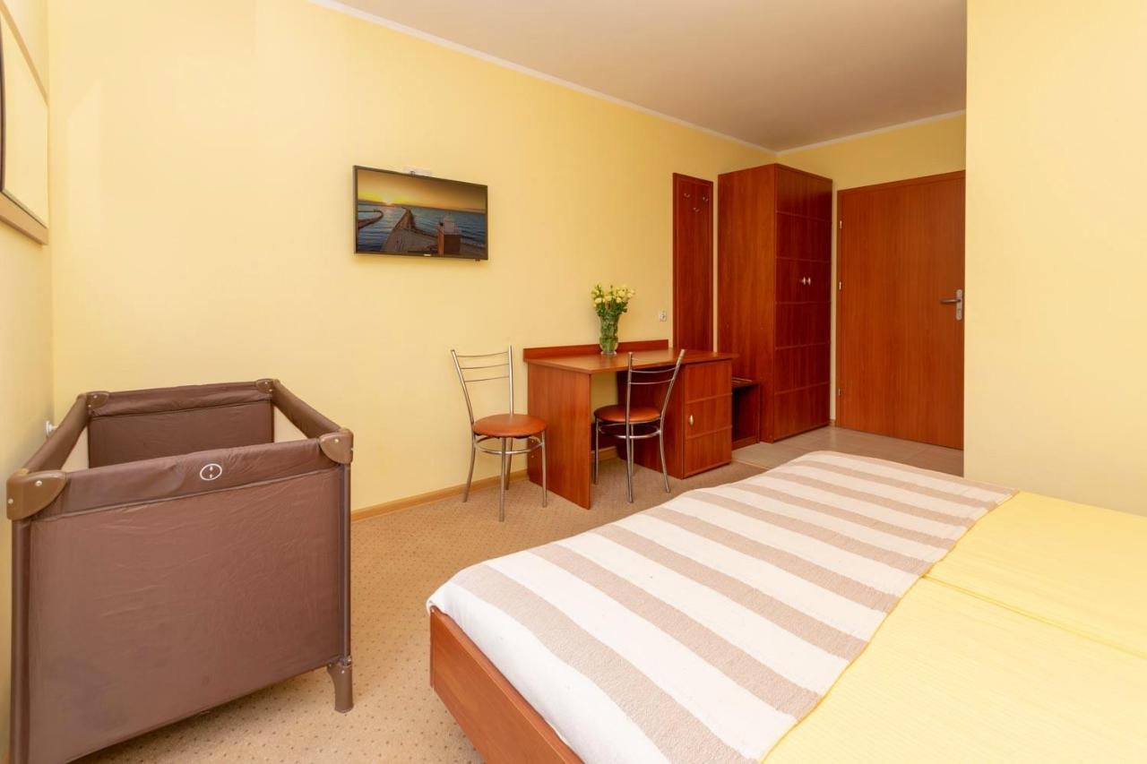 Pensjonat Marynarski - Apartamenty Дарволко Екстериор снимка